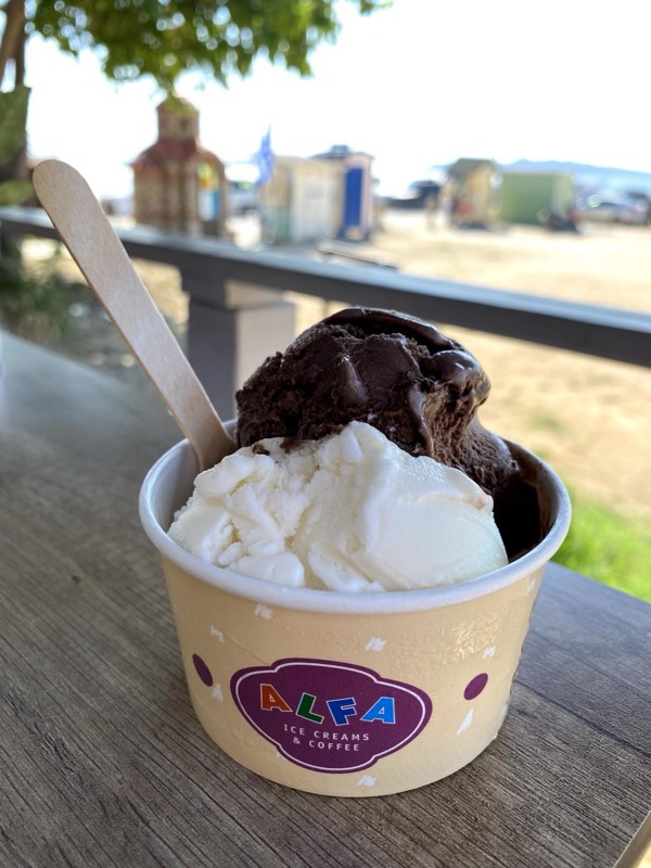 Gelato by the sea